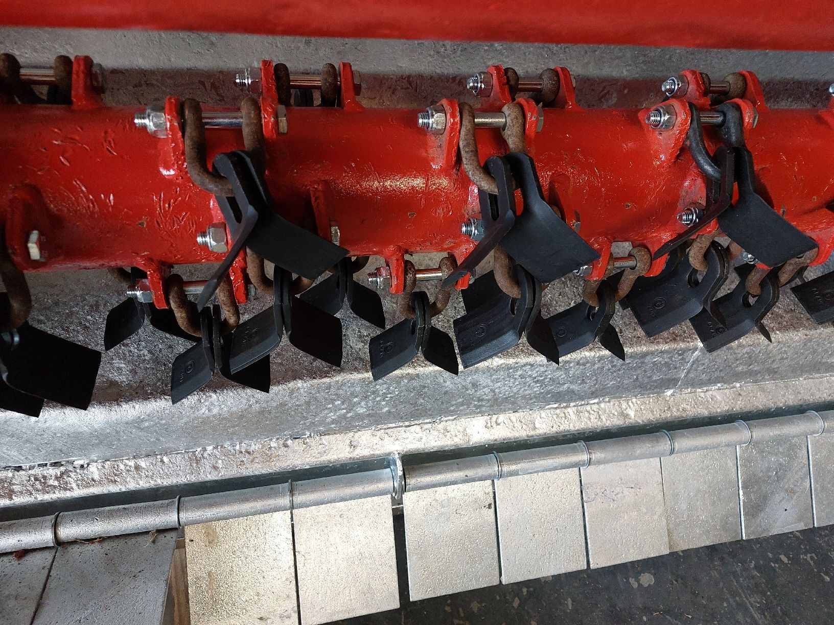 Aebi Tutte le macchine: HMF EK 200 Mulchgerät 2m neuwertig für Traktor oder Aebi – Usato da Gebertingen venduto da JD5020 7