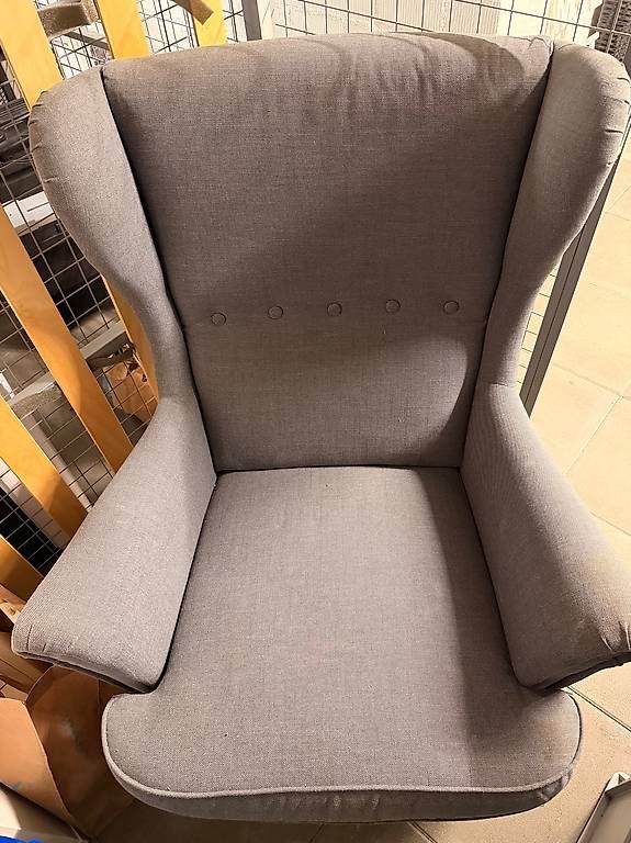 Poltrone: Sessel – Usato da Zürich venduto da S.Circhetta