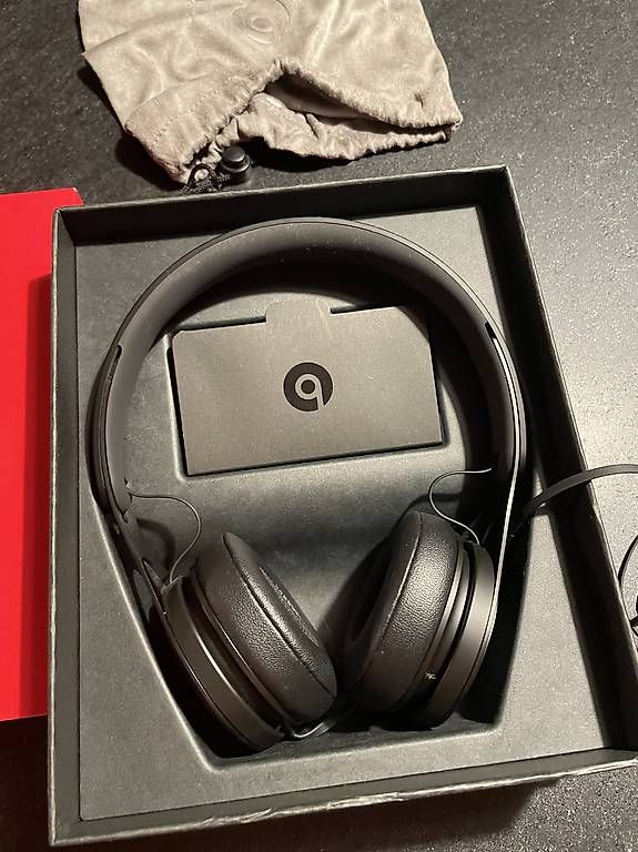 Beats Kopfhörer: Beats EP Black – Gebraucht aus Olten von Tinuu001