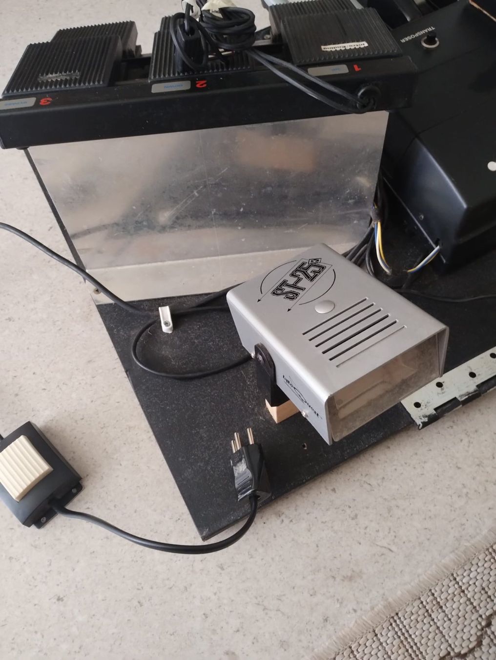 Instruments de musique: Technics MIDI-Fusscontroller / Basspedal-Board mit Licht – D'occasion à Weisslingen par Dmusikus 4