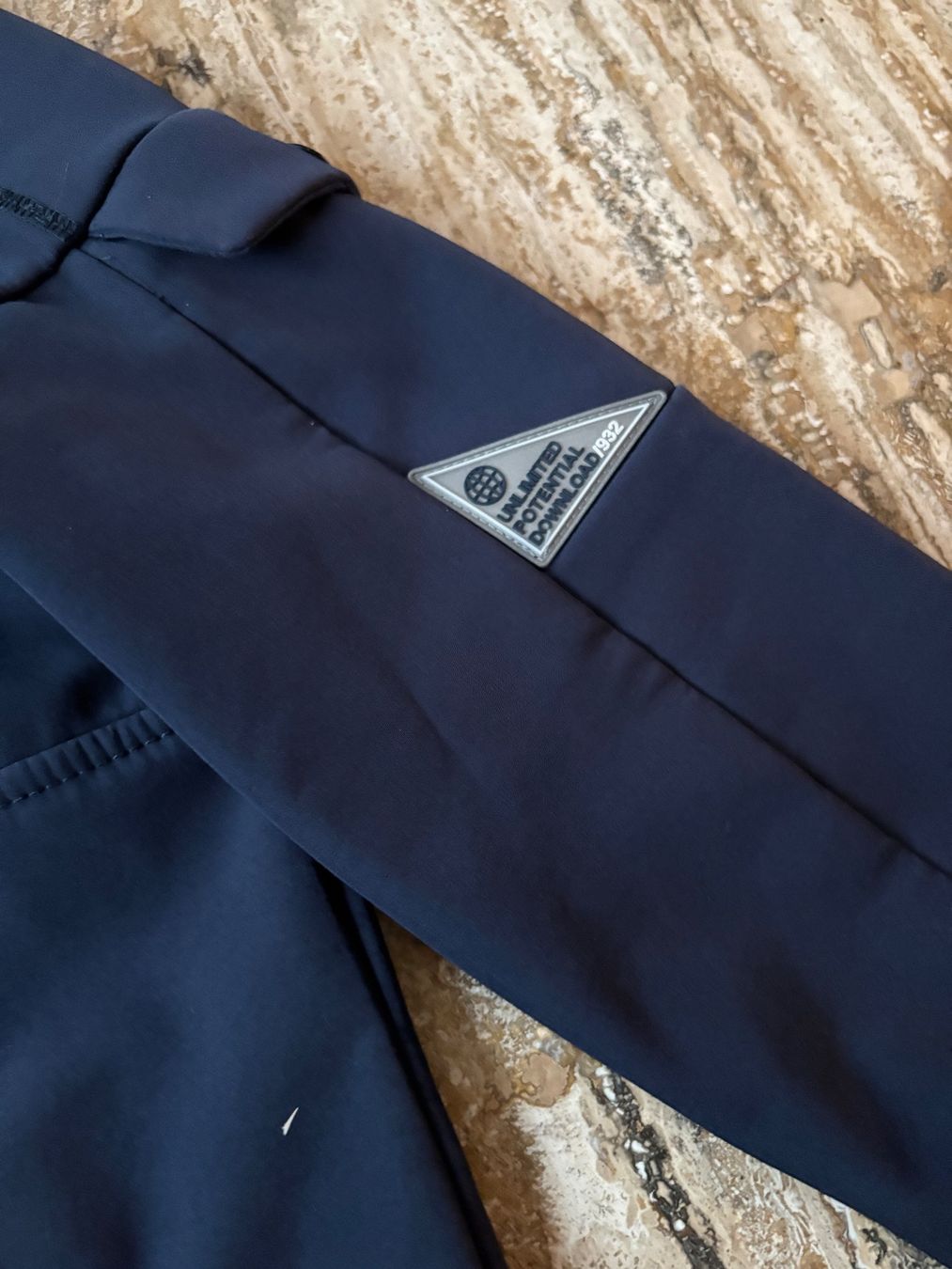C&A Vestes & Manteaux: Softshelljacke Jacke Grösse 140 C&A – D'occasion à Nürensdorf par Yellowstone09 4