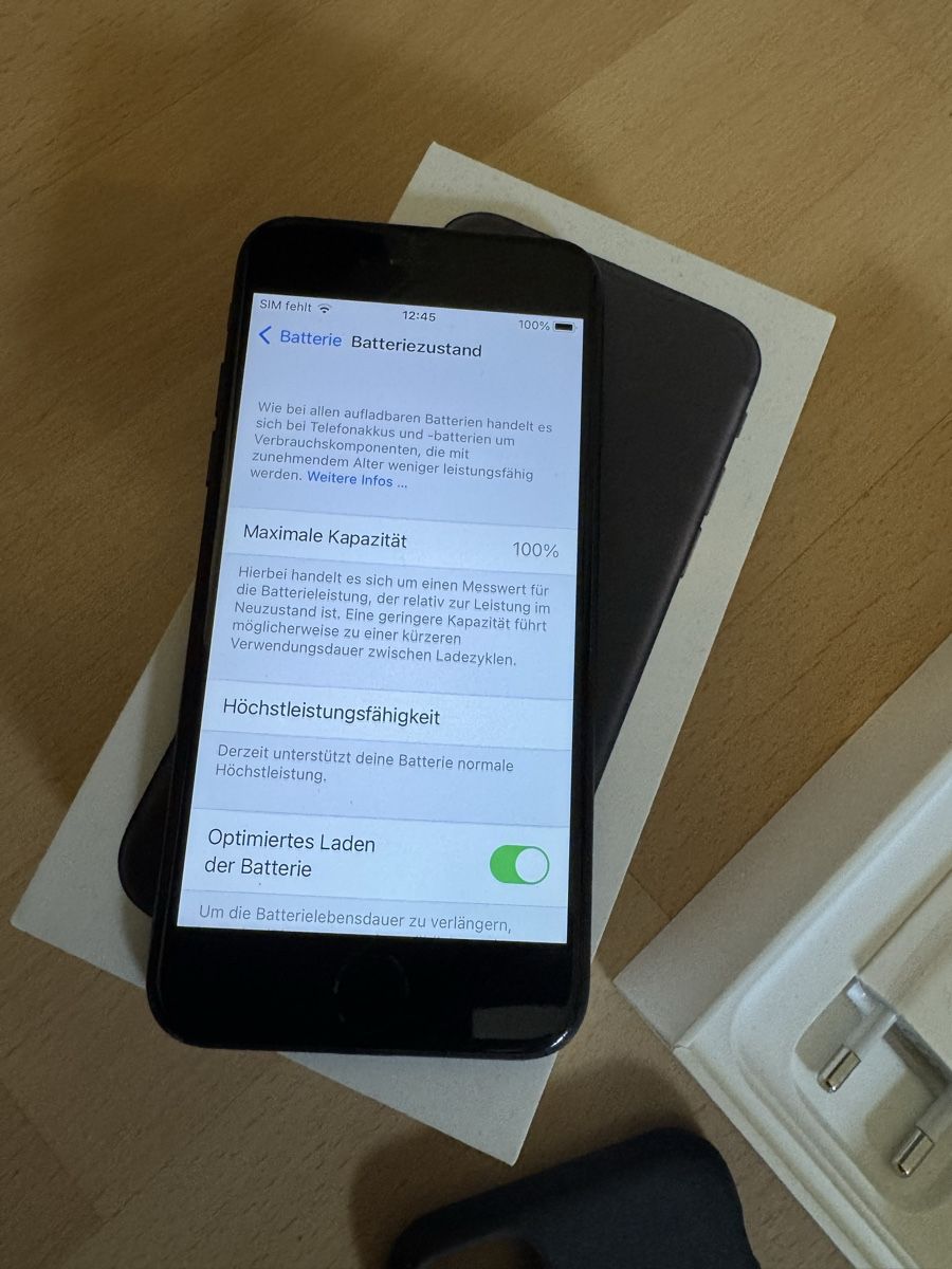 Apple Telefoni cellulari / Smartphones: Neuvertige iPhone 7 128gb Black – Usato da Uznach venduto da enrico06 3
