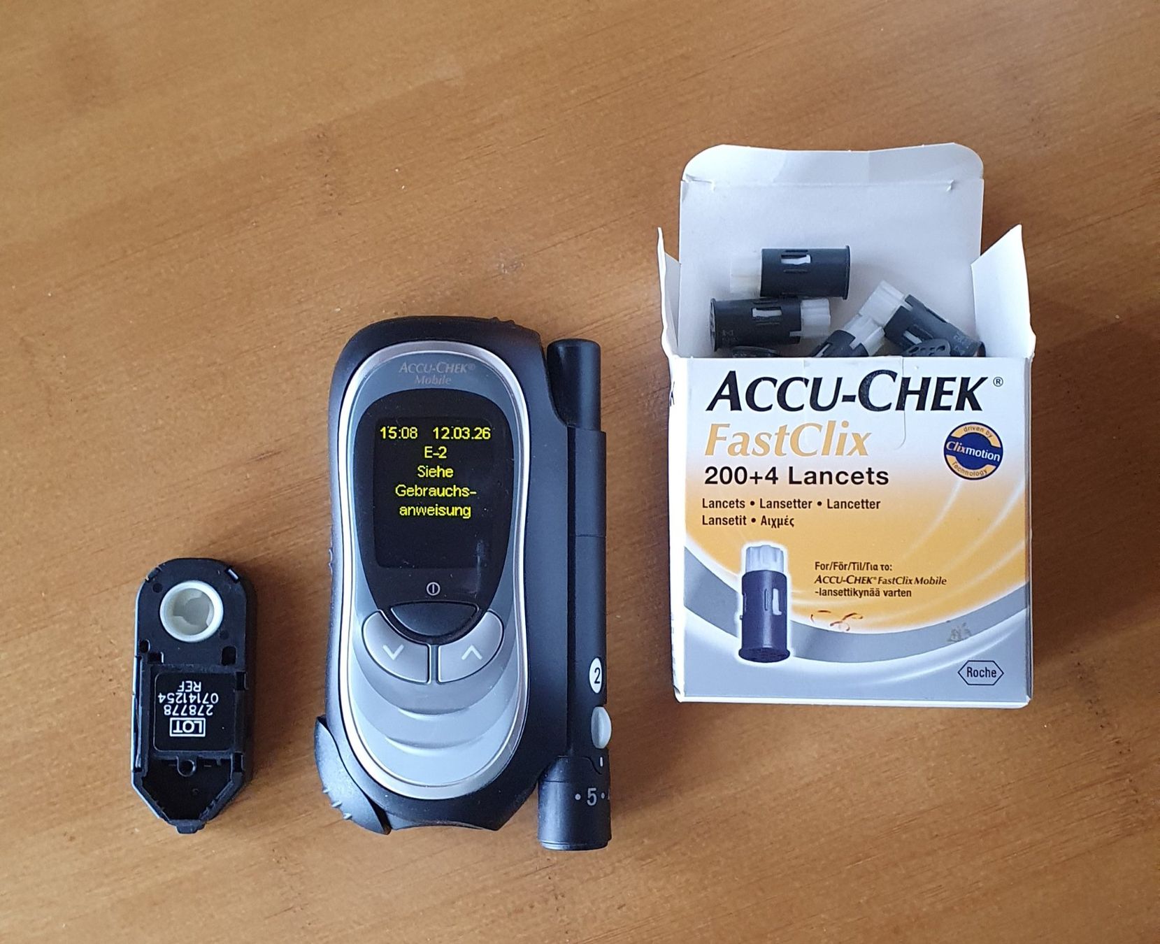 Misurare: Accu-Check Mobile FastClix Blutzuckermesser – Usato da Zürich venduto da Eiwan 1