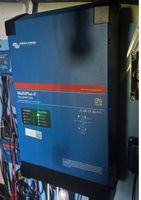 Wechselrichter/Ladegeräte MultiPlus II / 24v