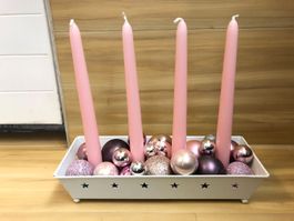 Tischdeko Weihnachtsdeko Baumkugeln Adventskranz Tischdeko