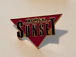 1 Pin Tropical Sunset