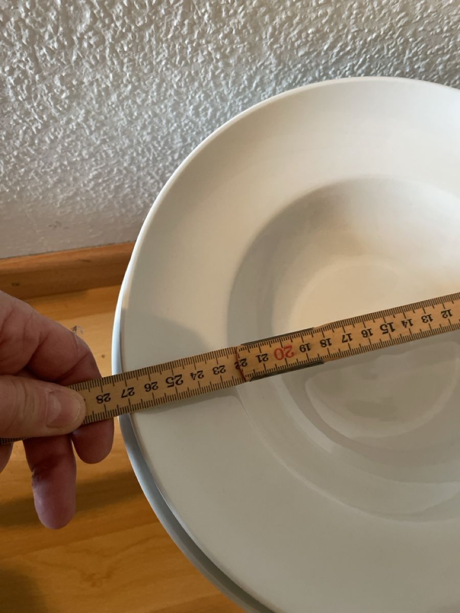 Piatti: 20 Suppenteller CreaTable/Ikea, weiss, Durchmesser 27-30 cm – Usato da Gelterkinden venduto da highfligh 9