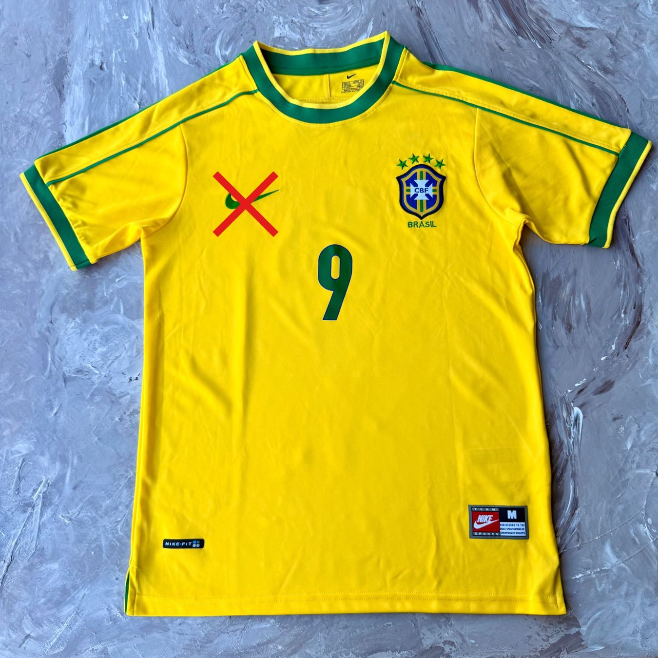 Canottiere & Pantaloni: Maillot Brésil Ronaldo 10 – Usato da Thônex venduto da Suisse.Shopping 6