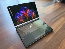 Lenovo Yoga Book 9i mit zwei OLED-Displays - Top Zustand