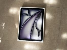 iPad Air M2 11“ 128GB WiFi sehr guter Zustand mit OVP 