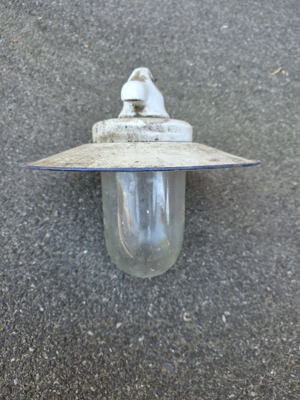 Lampade: Stalllampe Antik emaile Lampe – Usato da Dorf venduto da Echo_Elements