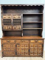Vintage Spanischer Kastilienschrank / Buffet mit Kassettenfr