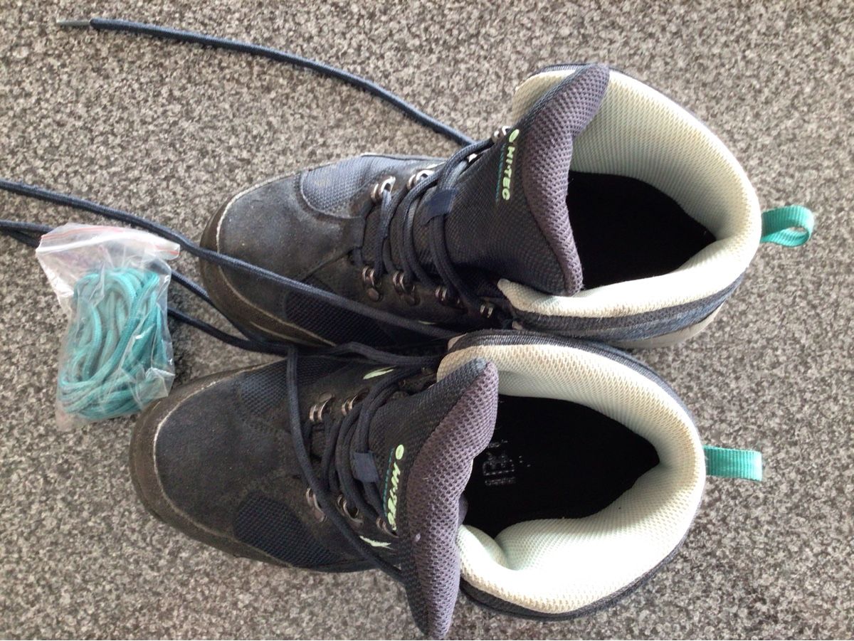 Hi-Tec Scarpe da uomo: Hi-Tec Wanderschuhe, Gr. 37, Top Zustand – Usato da La Neuveville venduto da reb_l7ty 3