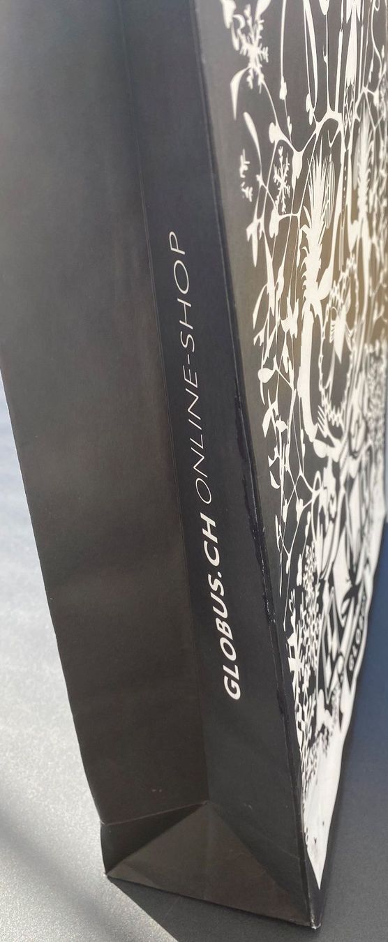 Borse: Papiertragtasche GLOBUS (2 Stück verfügbar) – Usato da Dietlikon venduto da Sa_Biene 2