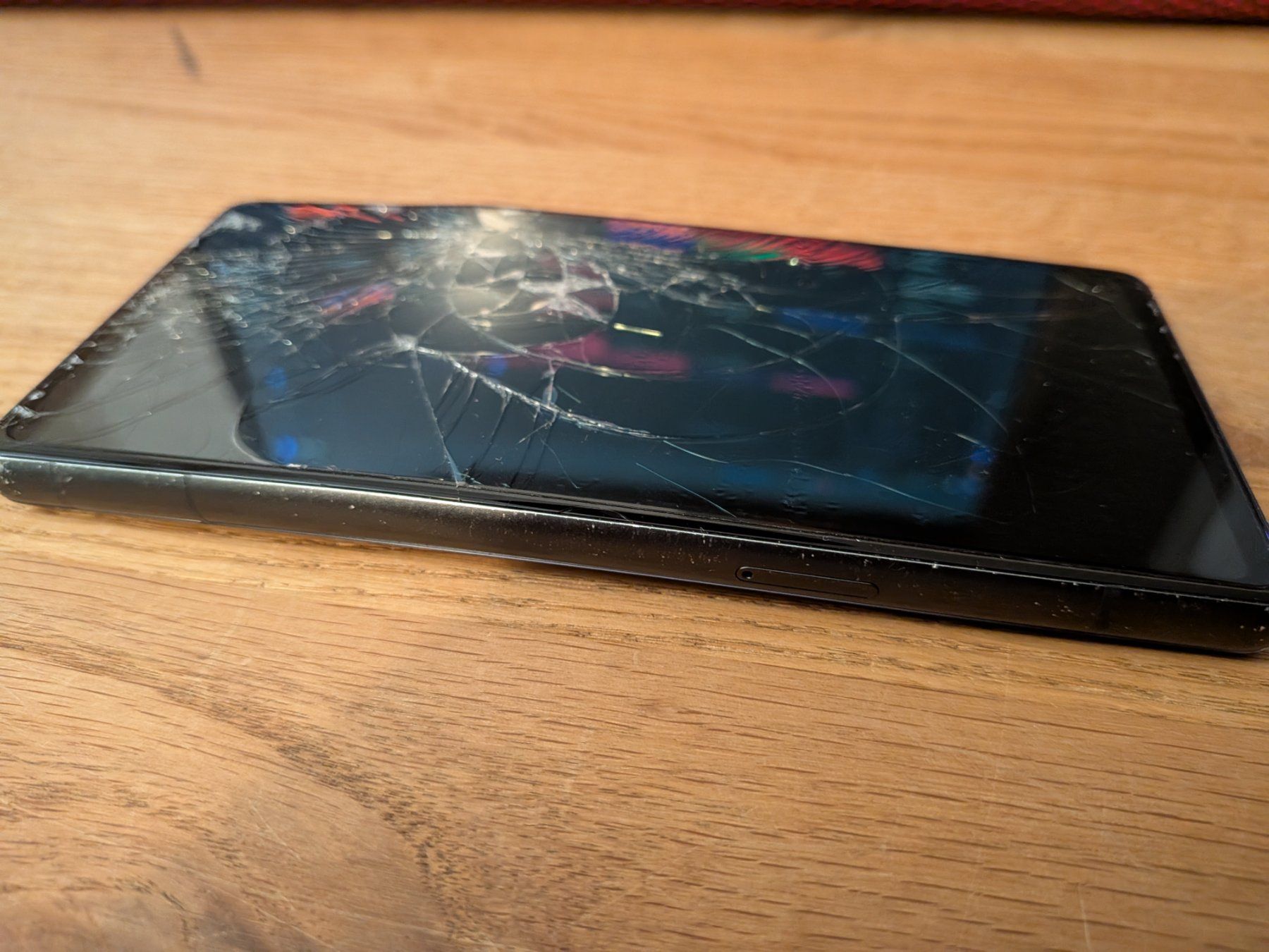 Google Telefoni cellulari / Smartphones: Smartphone Google Pixel 7a (Displaybruch, Verbogen) – Difettoso da Thal venduto da moser_p 4