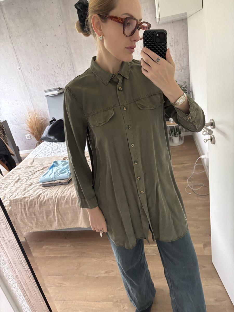 Pull&Bear Blusen: Chemise longue khaki pull&bear – Gebraucht aus Zürich von mps_9cp7 3