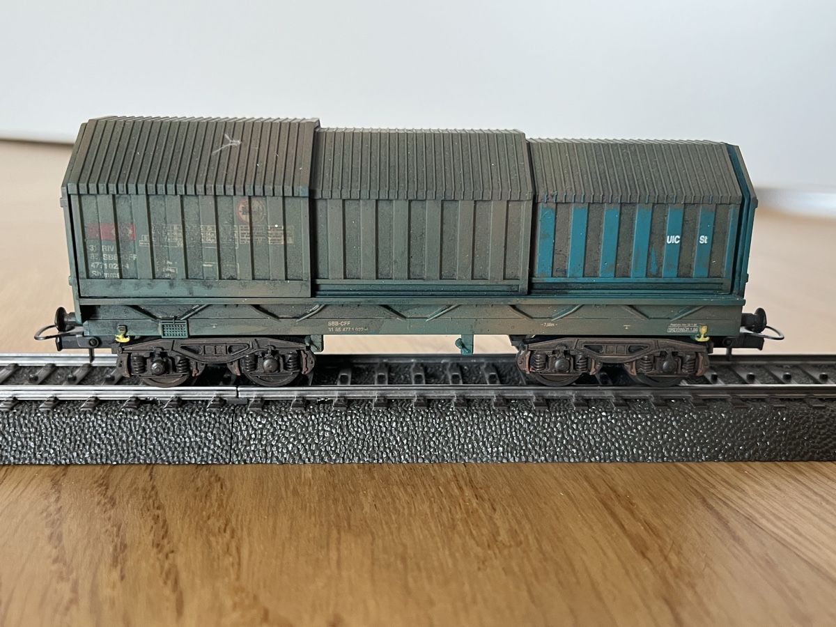 Modelleisenbahnen: 12 Diverse Güterwagen HO – Defekt aus Basel von Re620_11627 2