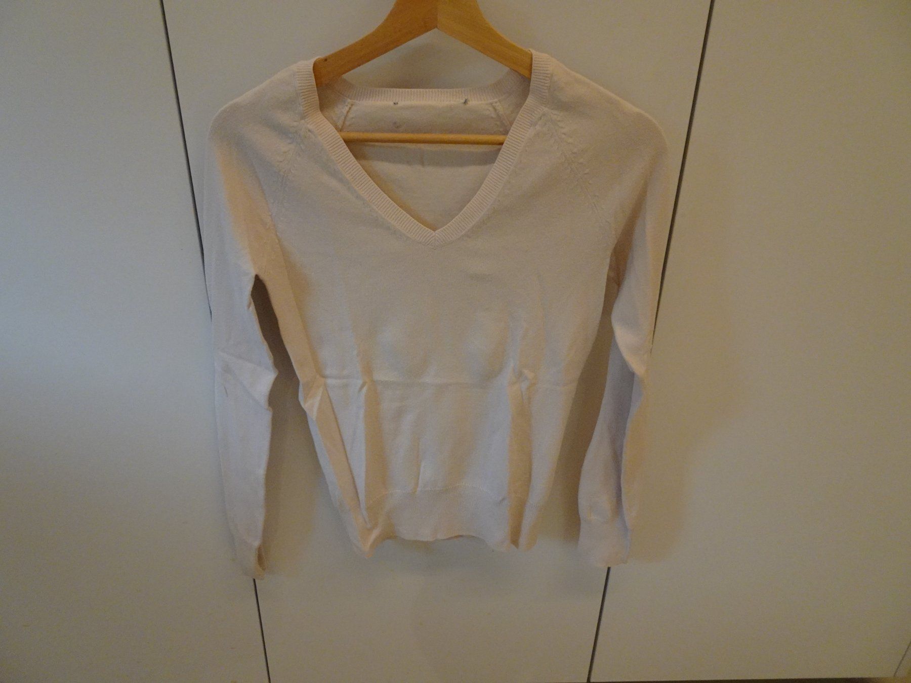 Pulls & Sweat-shirts: Feinstrick Pulli Weiss Gr. XS - 260229 – D'occasion à Küssnacht am Rigi par Good4Deckeli