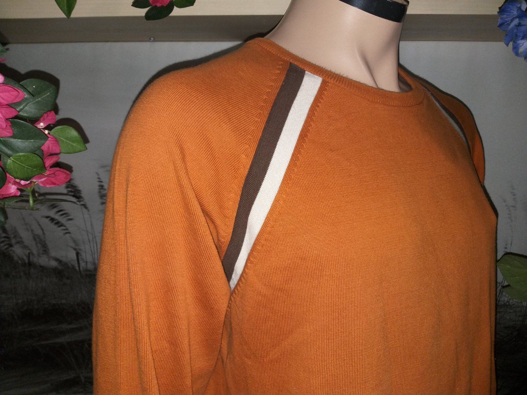 Guess Pullover & Sweatshirts: Pullover GUESS   Taille / Grosse L ( Pas d'étiquette) – Gebraucht aus Cossonay-ville von Super-Price-Quality 5