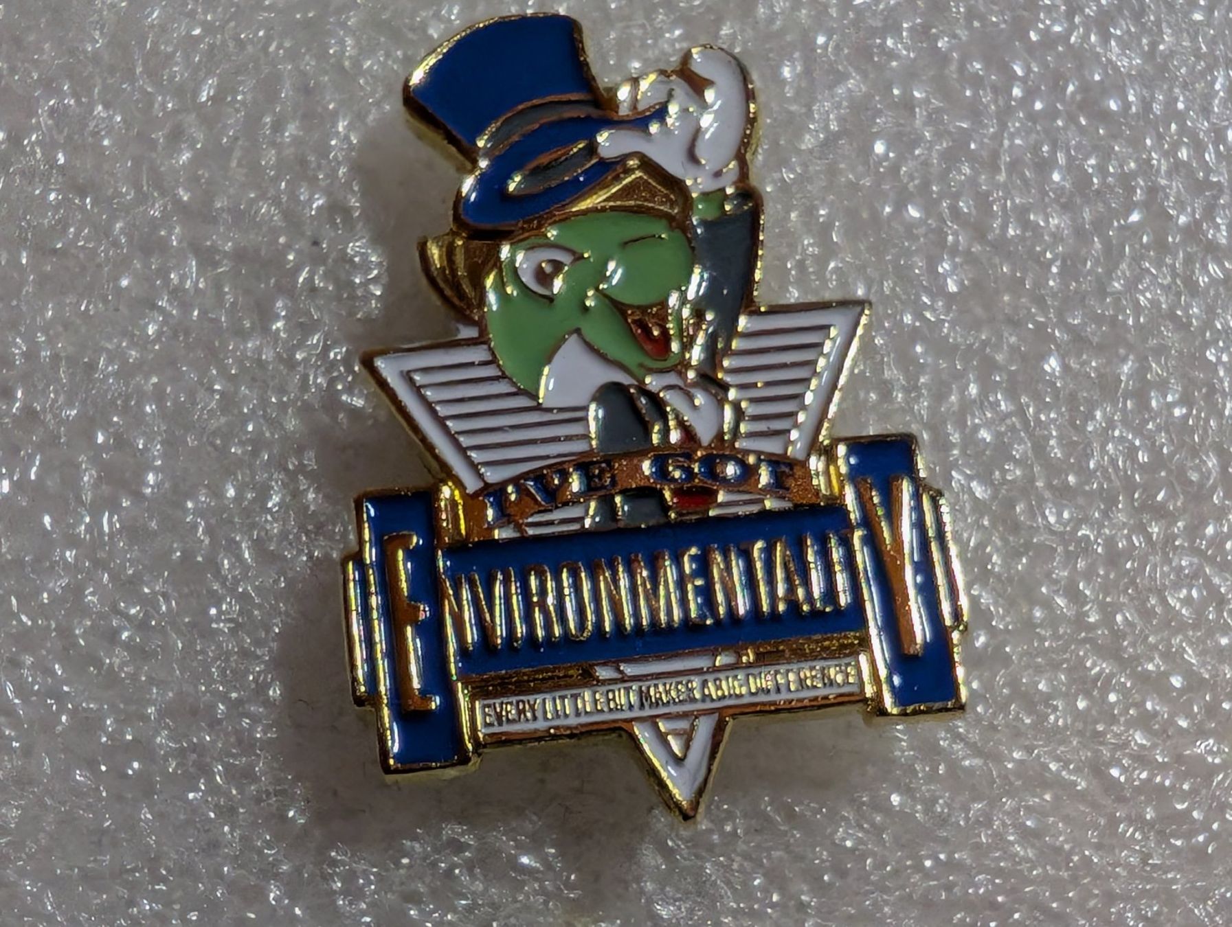 Plaquettes & Badges: Ansteckpin 294: – D'occasion à Oppligen par Pin-Fall-Shop