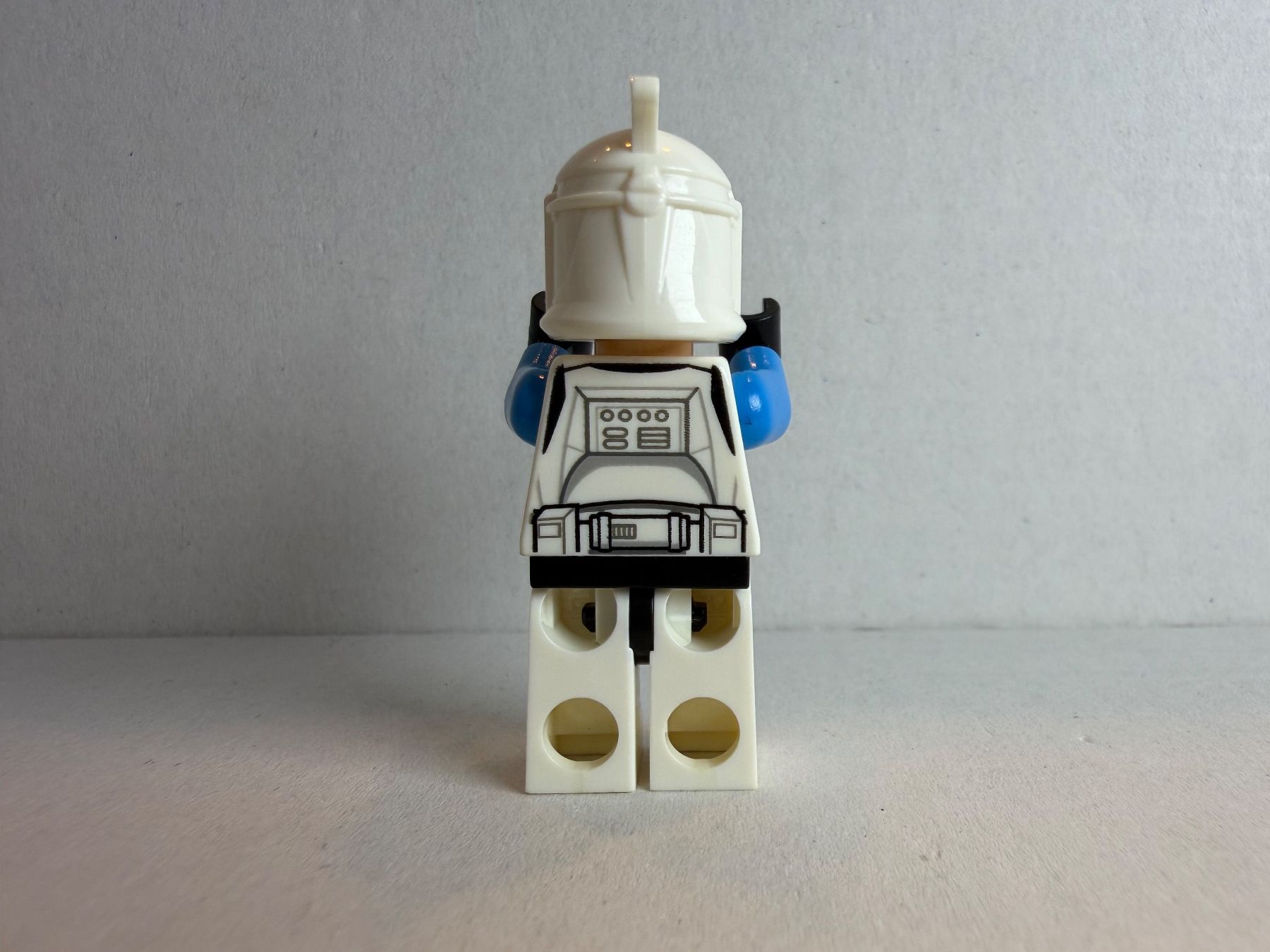 Lego Statuette: Clone Trooper Lieutenant (Phase 1) sw0629 – Usato da Neftenbach venduto da Elitebricks 3
