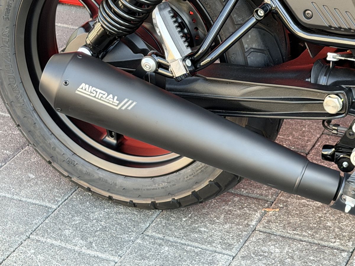 Moto Guzzi Échappements: Auspuff Mistral Moto Guzzi V7 E5 – Neuf avec emballage d'origine à Meggen par leupimoto 2