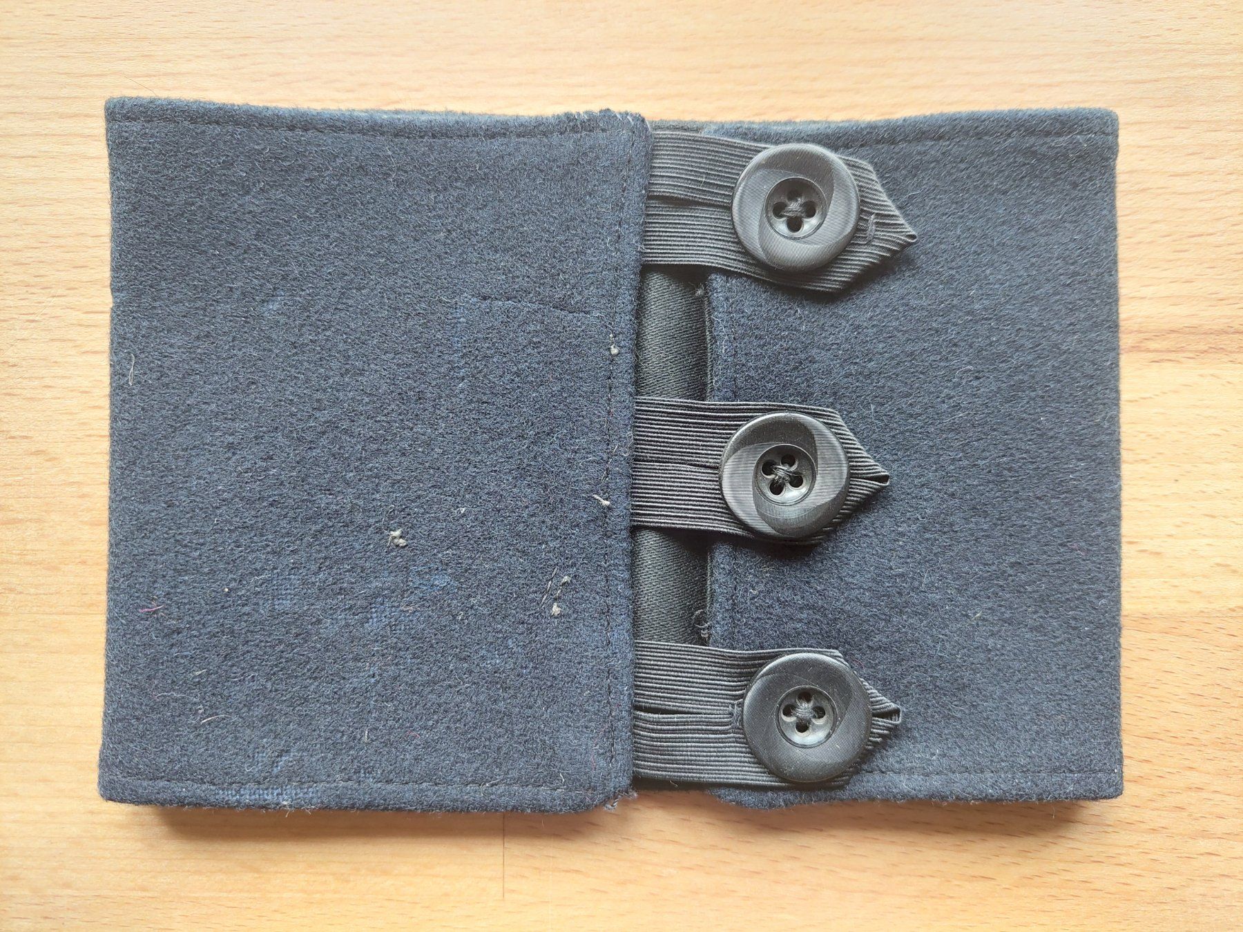 US Army Uniformi: Original Armbinde U.S. Air Police 2. Weltkrieg – Usato da Obfelden venduto da Foto_Bild_Kunst_Buch 1