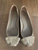 Yves Saint Laurent Ballerina