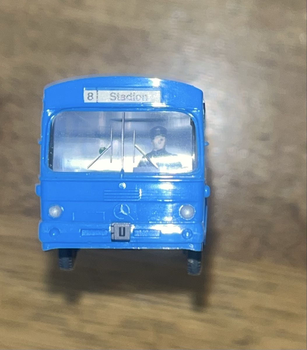 Rietze Kit di modellismo & Modellini statici: Vbz Mercedes Bus Model – Nuovo (secondo la descrizione) da Zürich venduto da ENEA27 1