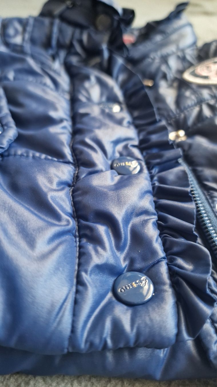 Guess Vestes & Manteaux: GUESS Baby – D'occasion à Basel par mar_jfl8 2