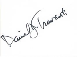 Daniel J. Travanti 1940- Autogramm signiert Karte 10x15cm