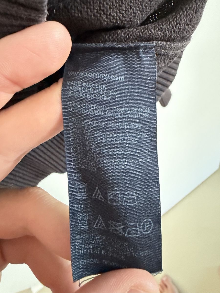 Tommy Hilfiger Maglioni & Felpe: Tommy Hilfiger Pullover  – Usato da Zürich venduto da dan_bxq2 1