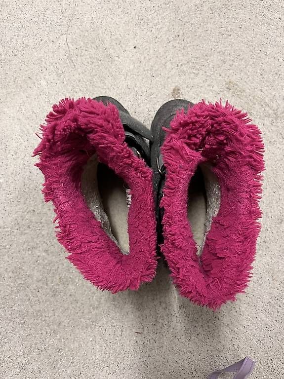 Chaussures filles: Superfit Winterschuhe Gr.28 – D'occasion à Rüfenach AG par ste_2czx 1