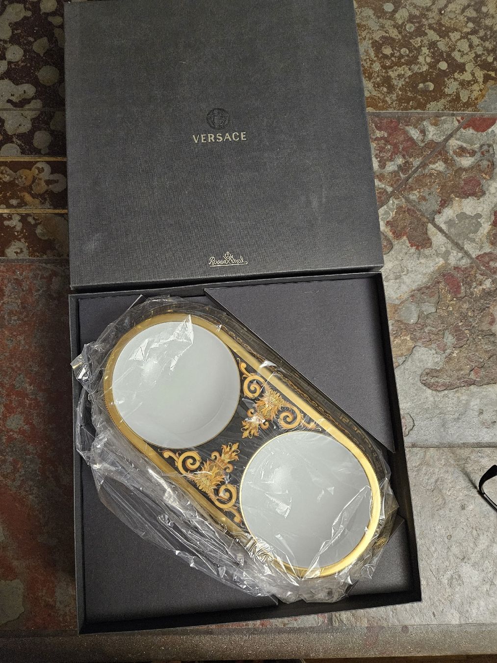 Tutte le decorazioni: Versace Katzennapf – Nuovo e nell'imballaggio originale da Aesch ZH venduto da acme999 2