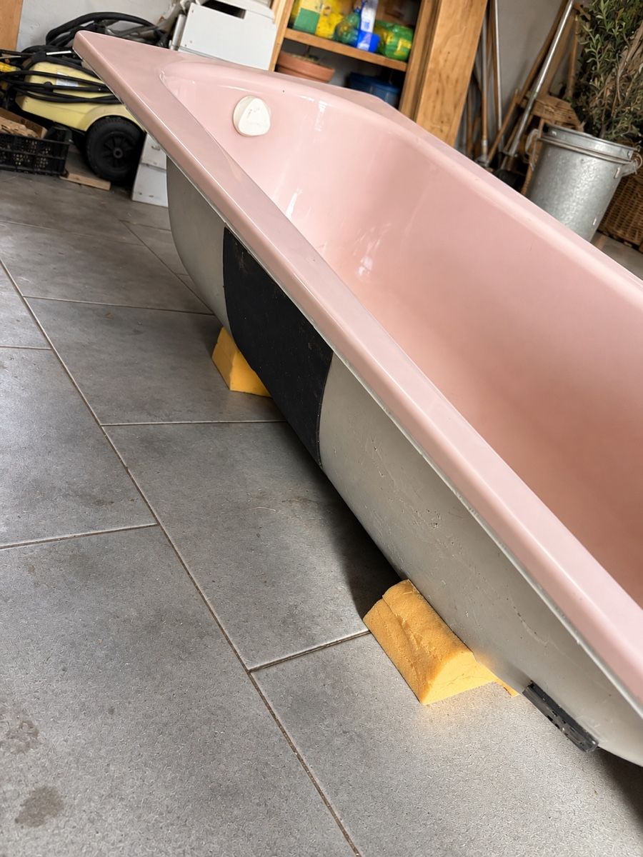 Vasche da bagno: Vintage Badewanne – Usato da Tennwil venduto da Zaylaaa 1