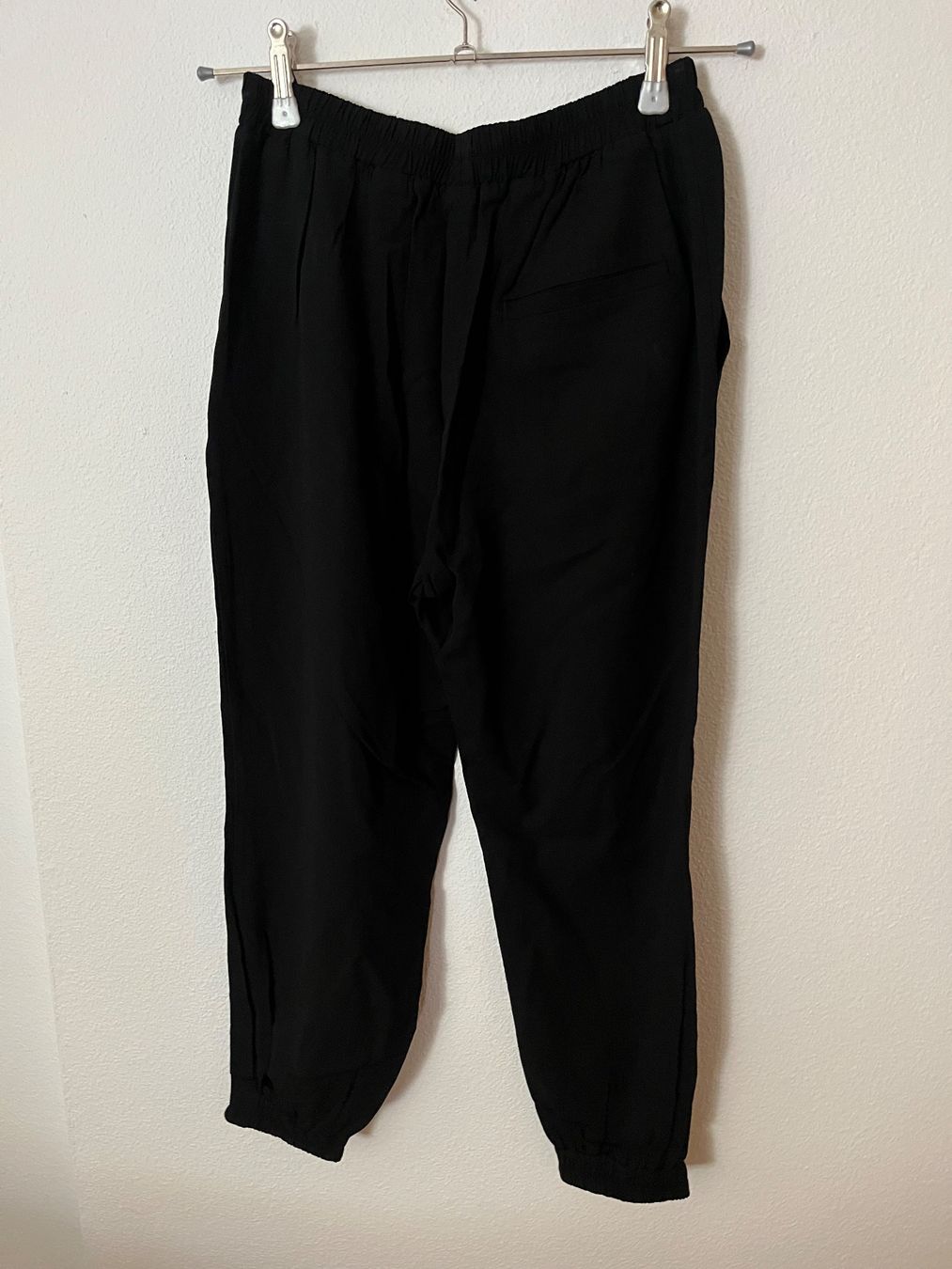 Cos Hosen: Pantalon COS – Gebraucht aus Cully von FranVey 3