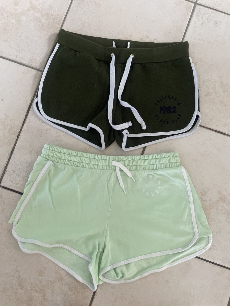 H&M Pantaloni: 2 Sweat Shorts Gr.170 – Usato da Obergerlafingen venduto da cabo4