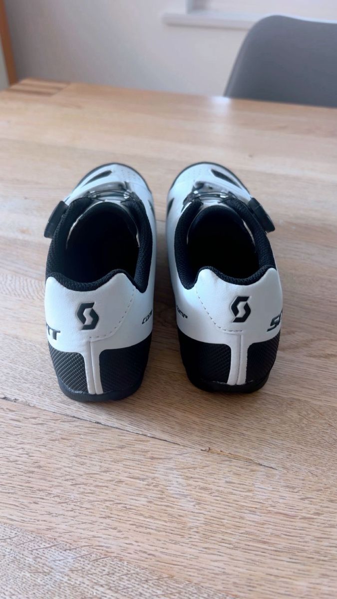 Scarpe da uomo: Chaussures VTT Scott neuves taille 39 – Nuovo (secondo la descrizione) da Savièse venduto da cinal 3