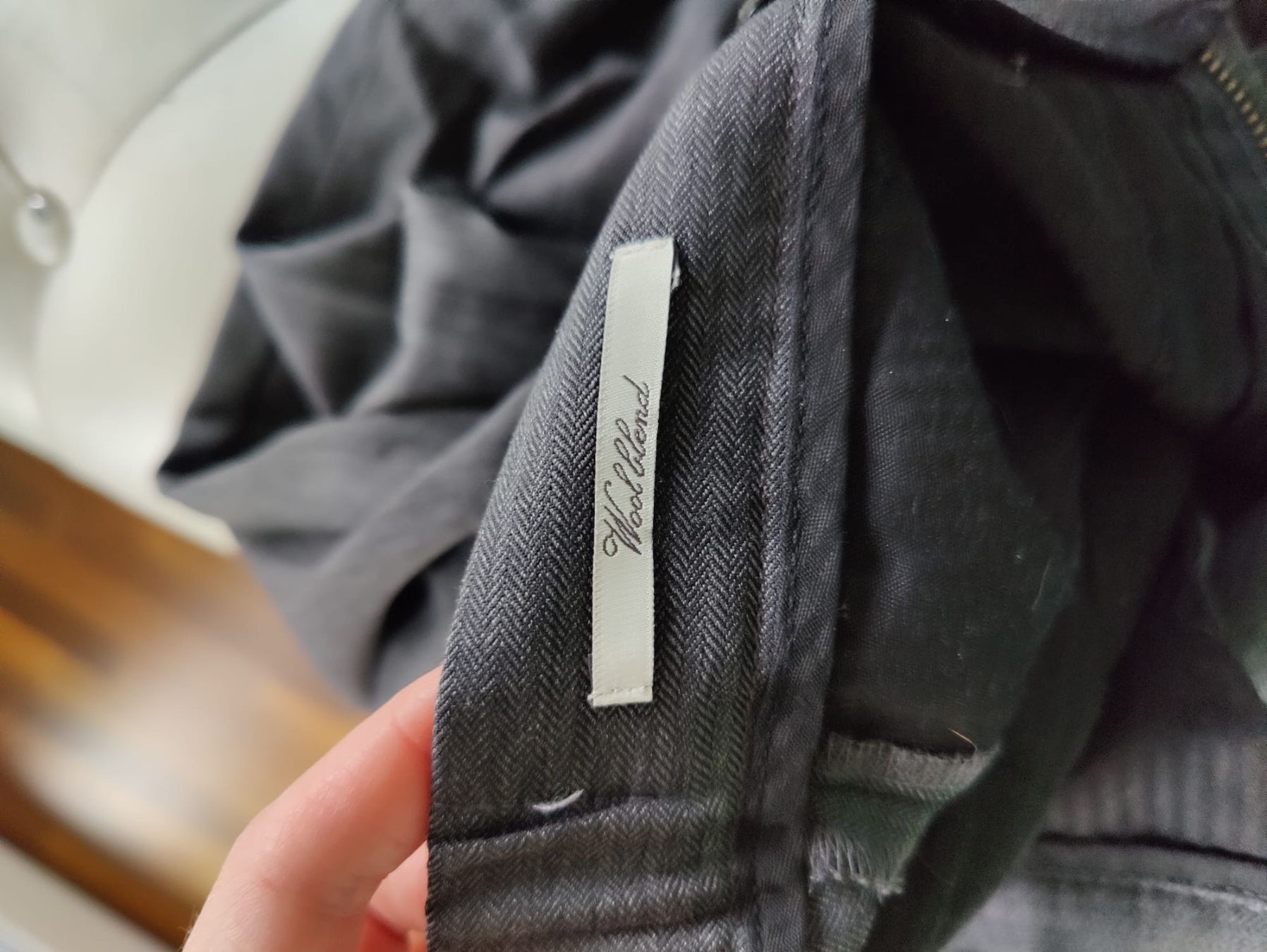 Mango Pantaloni: Hose Mango Wolle – Usato da Dietikon venduto da mike.thorton 3