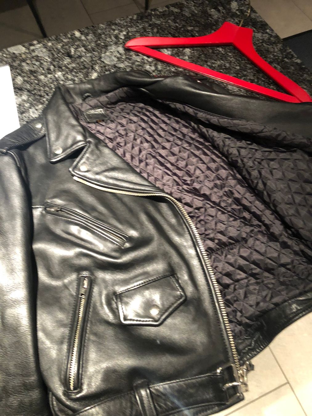 Giacche: schwarze Lederjacke in Gr. 46 – Nuovo (secondo la descrizione) da Würenlingen venduto da Delfinli1 3