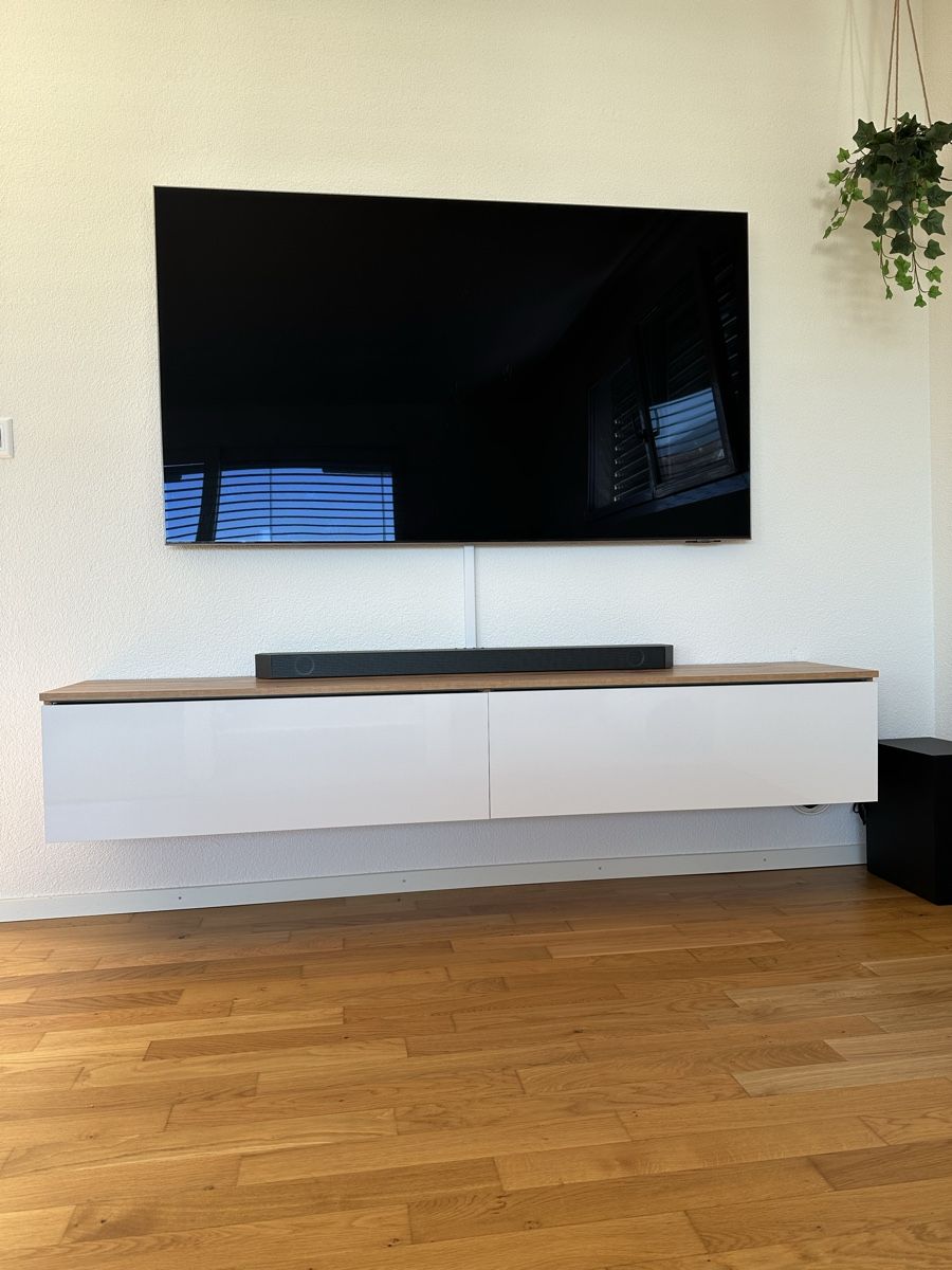 Mobili TV: TV-Kommode Hängend – Nuovo (secondo la descrizione) da Aegerten venduto da Bartlii