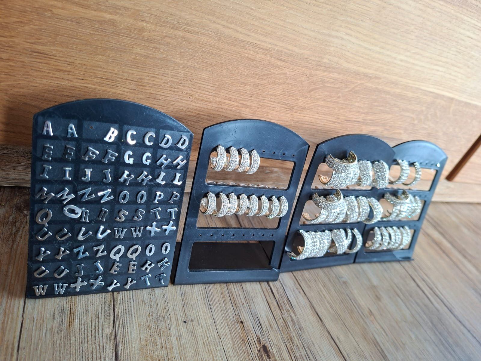 Altri gioielli: Modeschmuck-Set: Ohrringe & Buchstaben – Nuovo (secondo la descrizione) da Lyss venduto da van_td8t 3