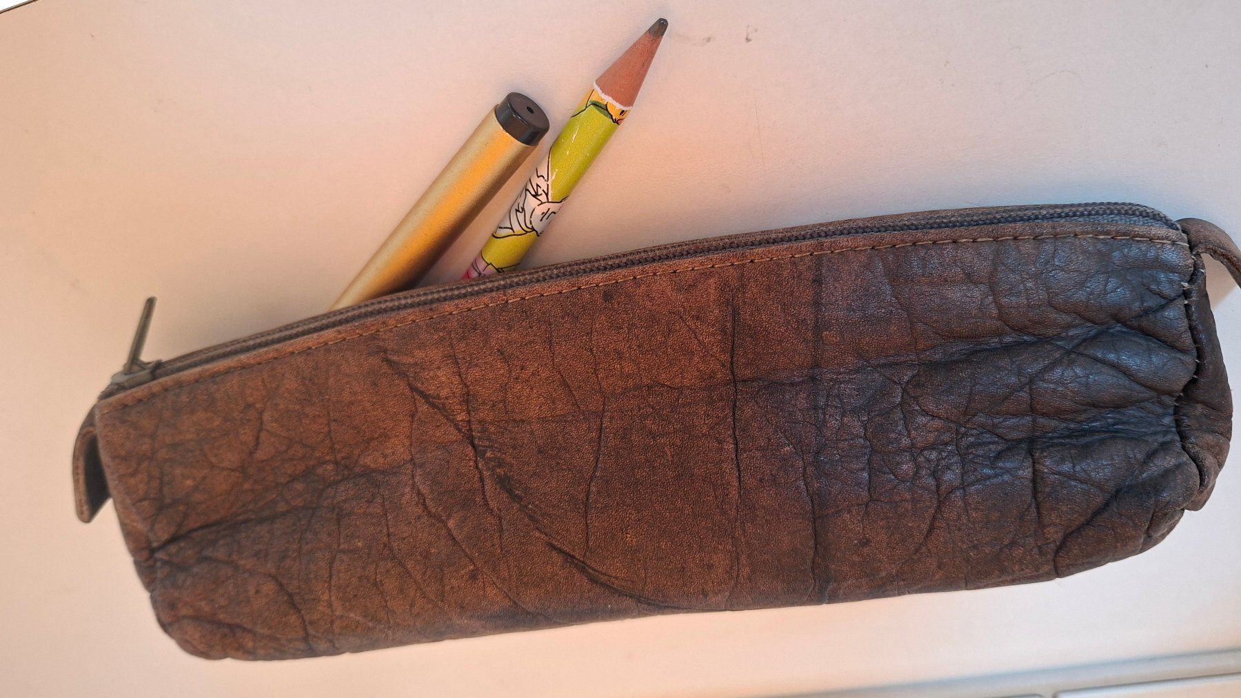 Autres écriture & dessin: Lederetui grau Vintage – D'occasion à Weiningen ZH par Annakatharina