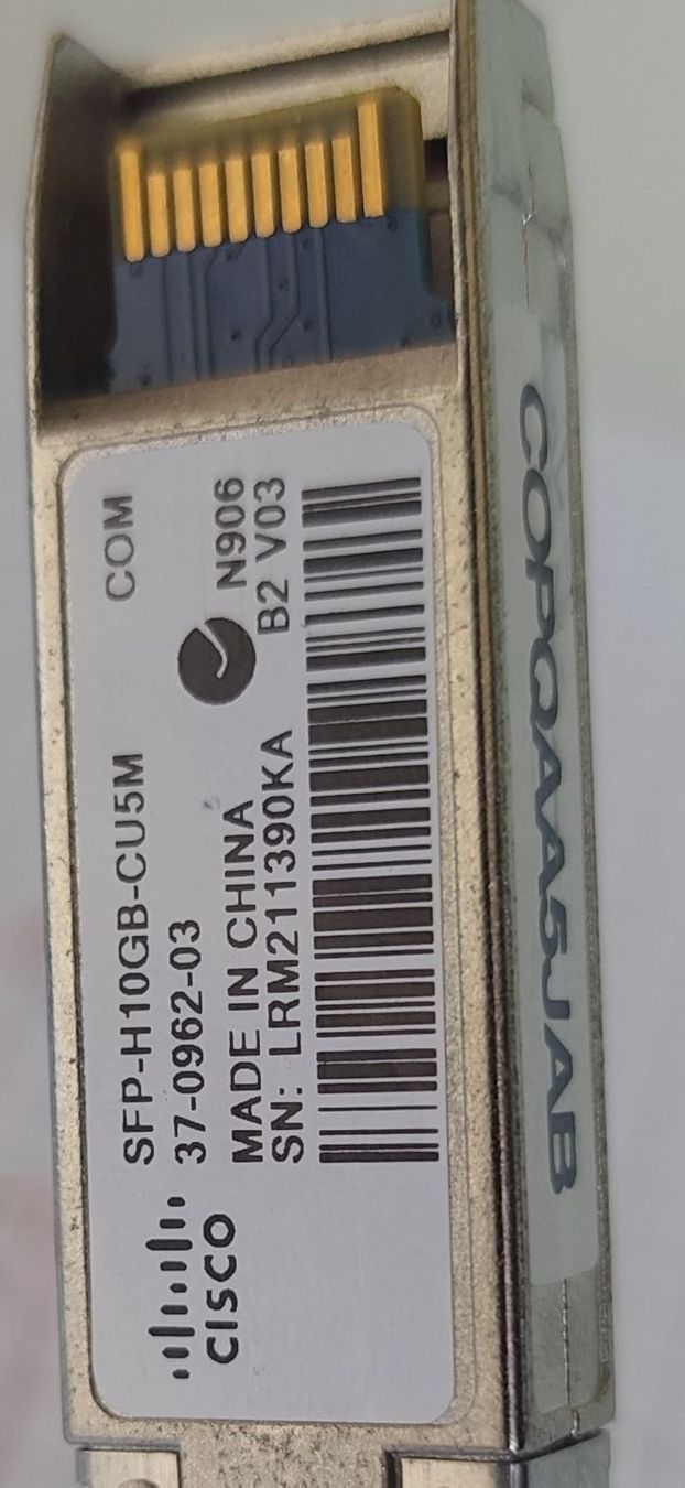Cisco Kabel: Cisco SFP-H10GB-CU5M 2 Stück – Gebraucht aus Ebikon von Maverik8 1