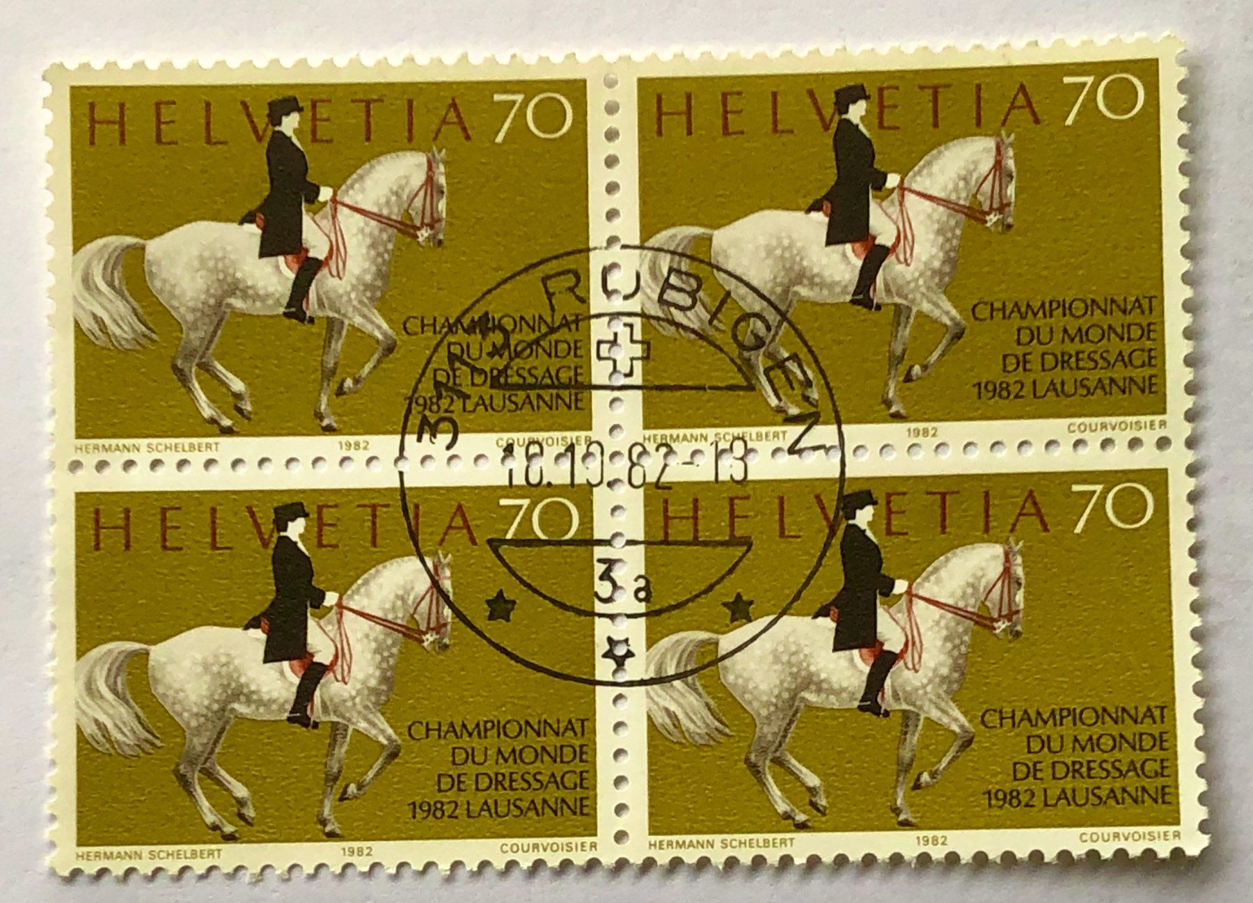 Tutti i francobolli: 4 er Block Nr.674 mit Vollstempel Rubigen   – Usato da Aarau venduto da Billa007