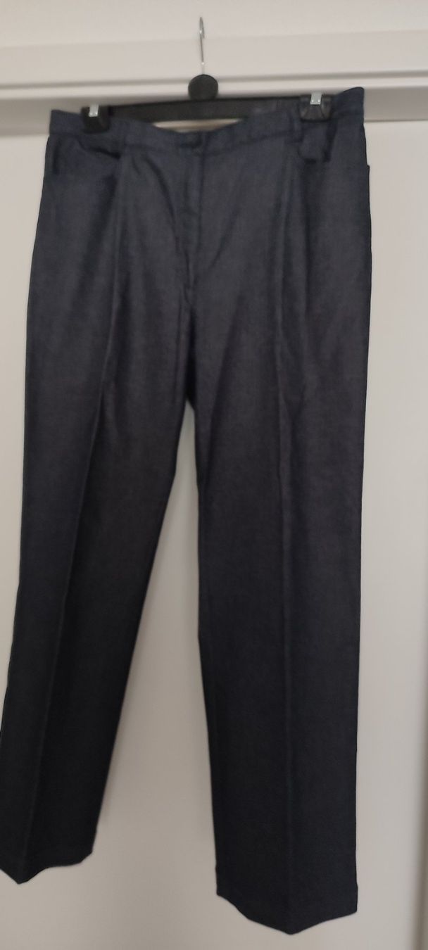 Pantaloni: Pantalon gris foncé – Nuovo e nell'imballaggio originale da St-Cergue venduto da Neviana