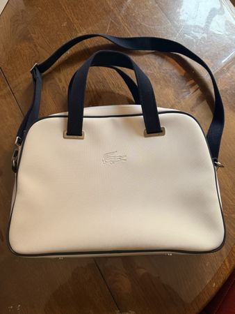 Sac Lacoste élégant