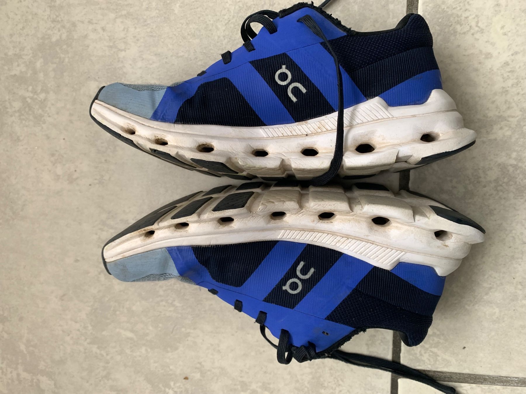 On Scarpe per ragazze: ON Cloudrunner Laufschuhe Gr. 37 – Usato da Ettingen venduto da evs_6w9m 4
