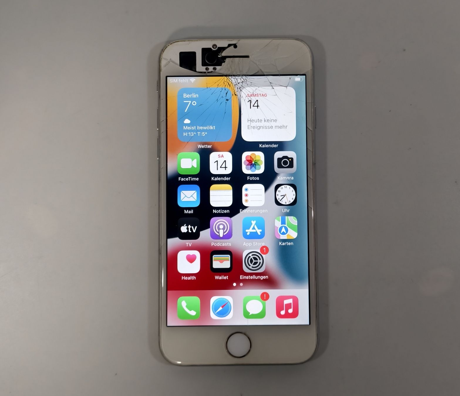 Apple Telefoni cellulari / Smartphones: iPhone 7 32GB Silber – Difettoso da Ehrendingen venduto da Rocky985