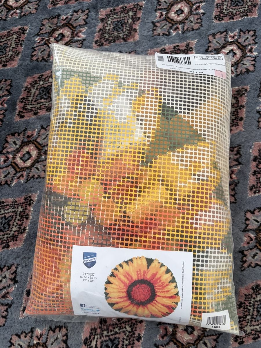 Kit bricolage: Knüpfteppichset Sonnenblume – Nuovo e nell'imballaggio originale da Rüti ZH venduto da Flowerfield